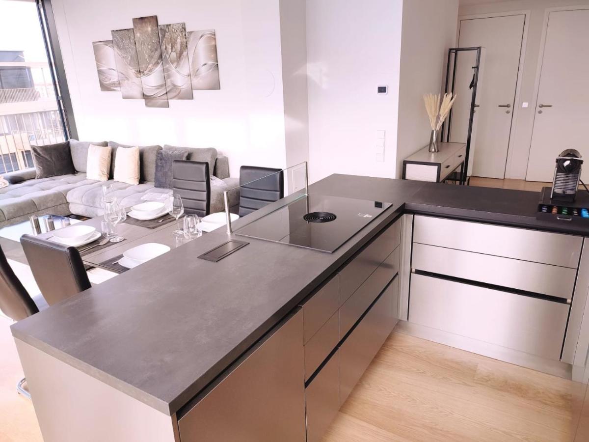 Panorama Apartment Vienna - Free Parking, Sauna & Fitness Esterno foto