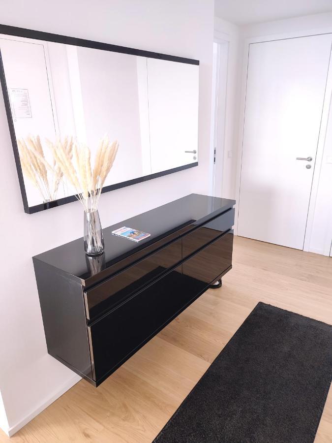 Panorama Apartment Vienna - Free Parking, Sauna & Fitness Esterno foto