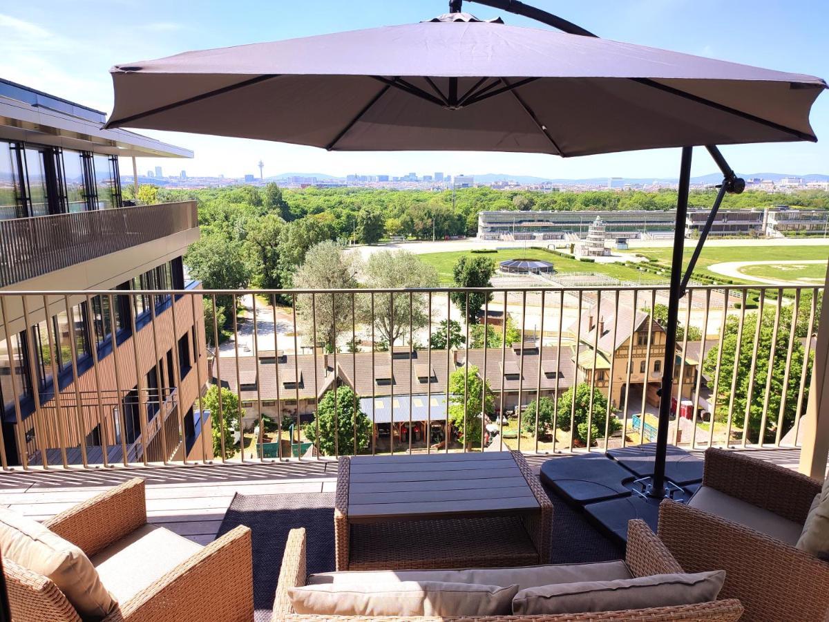 Panorama Apartment Vienna - Free Parking, Sauna & Fitness Esterno foto